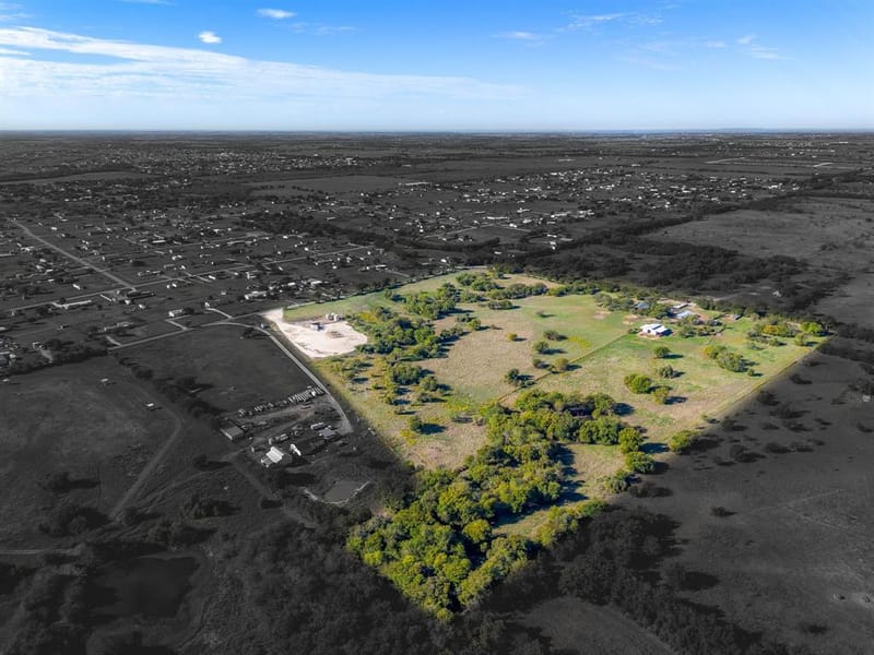 8112 County Rd 1014, Joshua TX 76058 - Photo 36