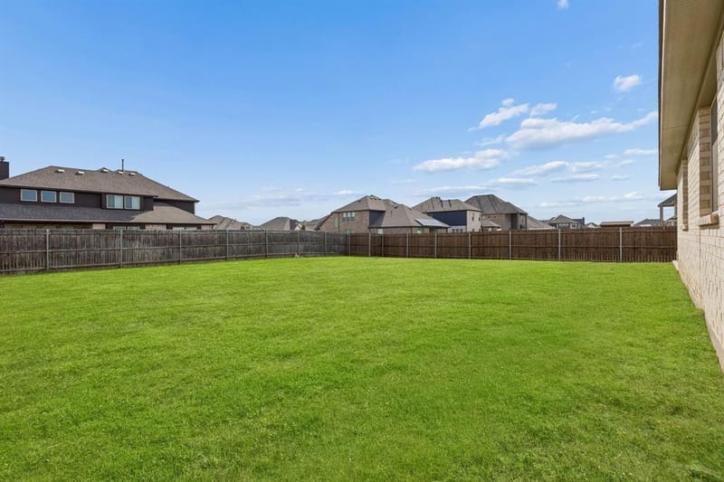 225 Clairmont Drive, Ponder TX 76259 - Photo 23