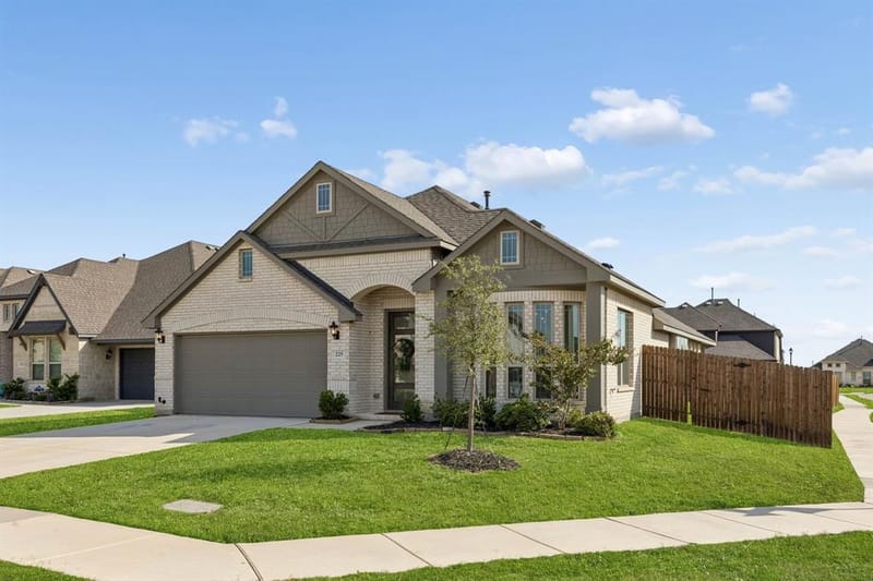 225 Clairmont Drive, Ponder TX 76259 - Photo 2