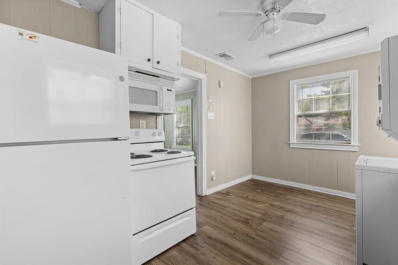1212 Lewis Street, Bellmead TX 76705 - Photo 7