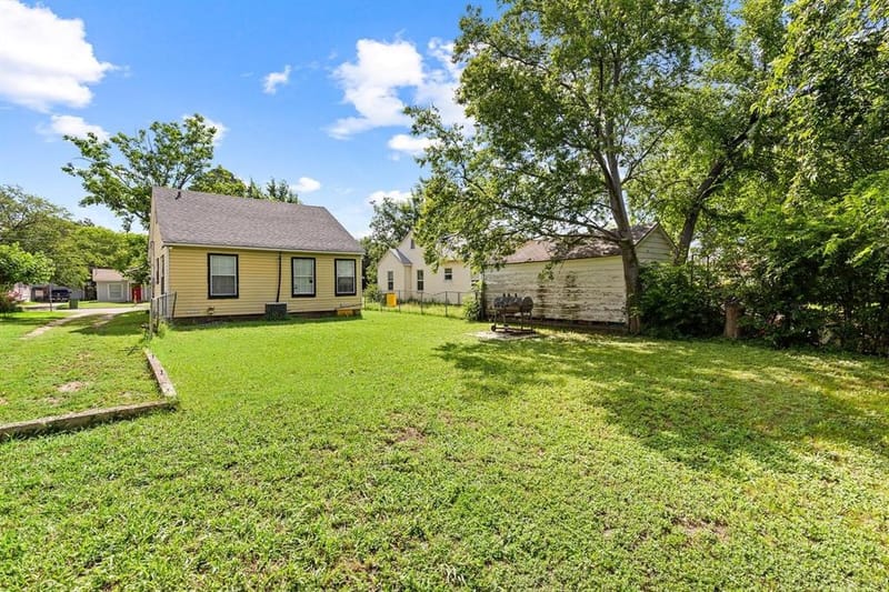 1212 Lewis Street, Bellmead TX 76705 - Photo 3