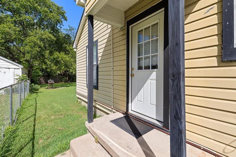 1212 Lewis Street, Bellmead TX 76705 - Photo 4