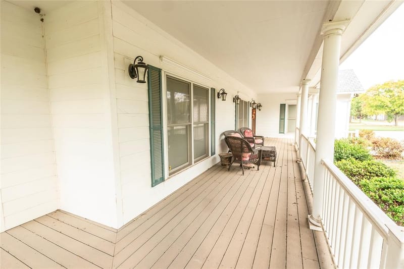 206 Poplar Street, Nocona TX 76255