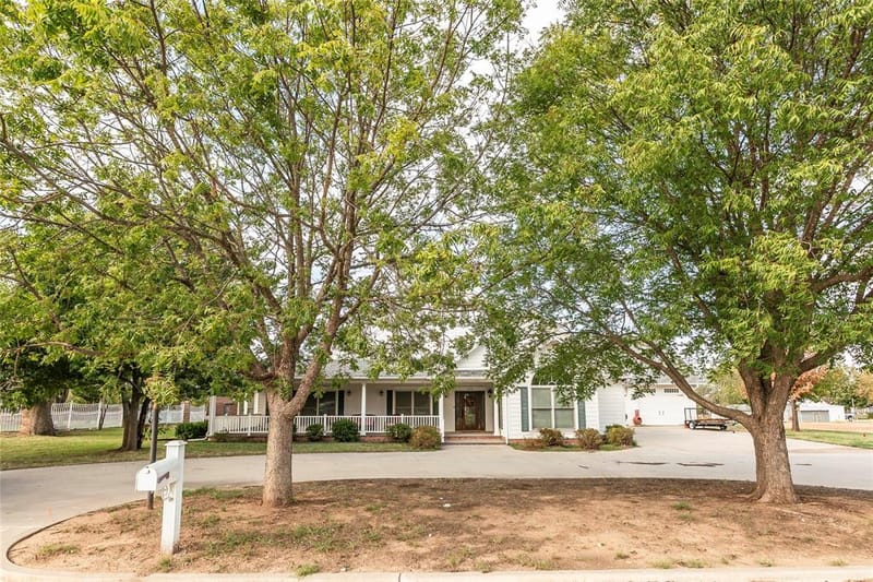 206 Poplar Street, Nocona TX 76255 - Photo 9