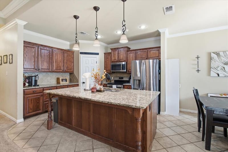 1831 Woodland Park Drive, Denison TX 75020 - Photo 17