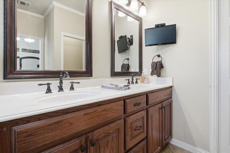 1831 Woodland Park Drive, Denison TX 75020 - Photo 36