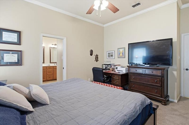 1831 Woodland Park Drive, Denison TX 75020 - Photo 33