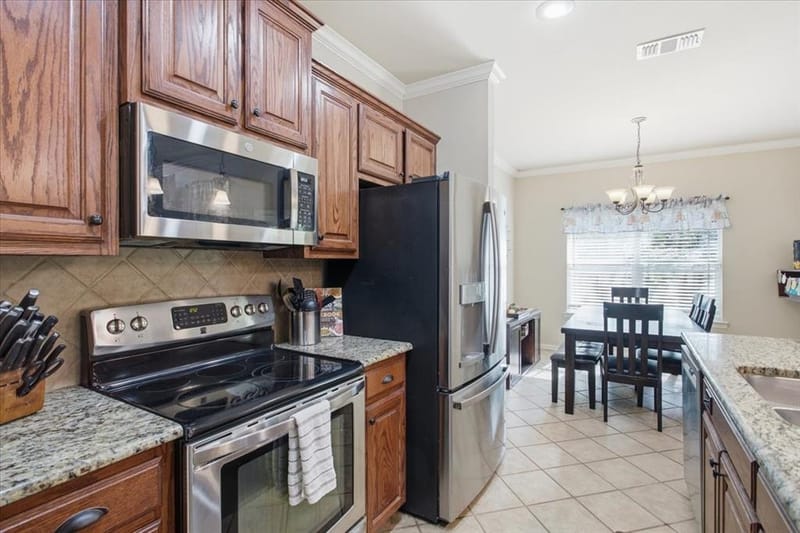 1831 Woodland Park Drive, Denison TX 75020 - Photo 18
