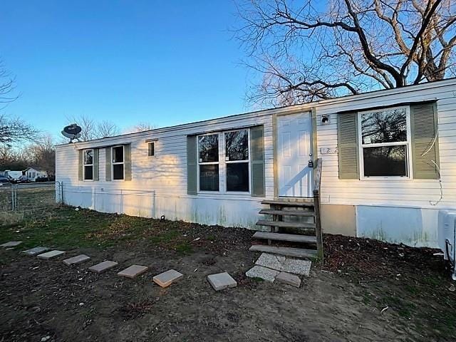 2202 Railroad Boulevard, Denison TX 75020