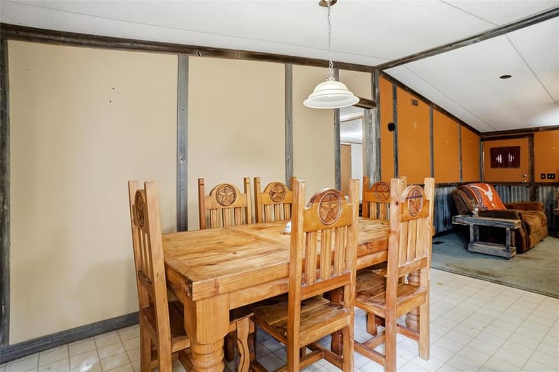 1633 Three Skillet Road, Springtown TX 76082 - Photo 16