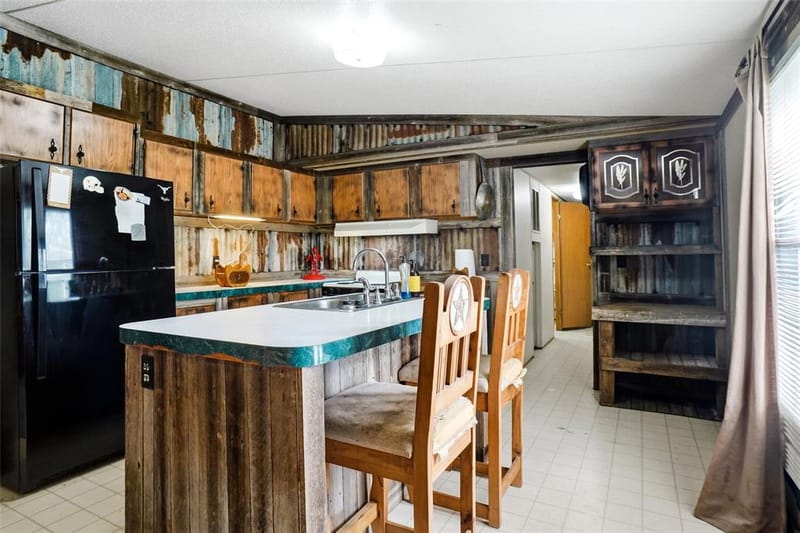 1633 Three Skillet Road, Springtown TX 76082 - Photo 20