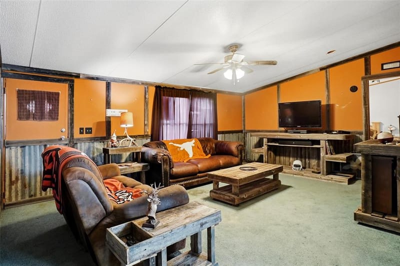 1633 Three Skillet Road, Springtown TX 76082 - Photo 9