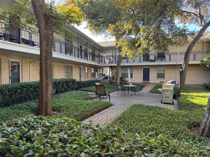 5818 E University Boulevard # 108, Dallas TX 75206