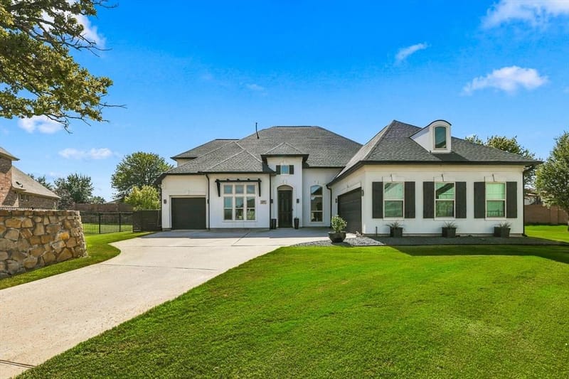 6301 Napoli Circle, Flower Mound TX 75077 - Photo 2