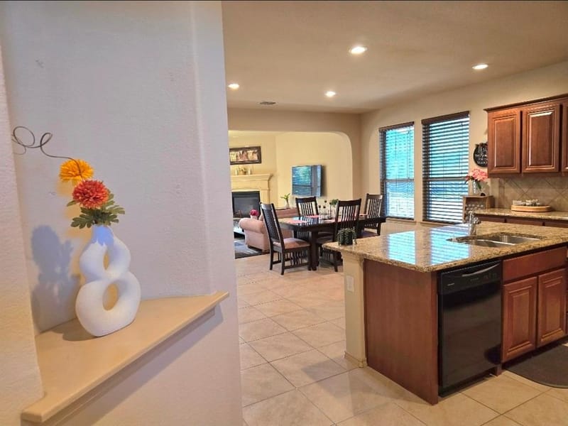 9265 Flying Eagle Lane, Fort Worth TX 76131 - Photo 4