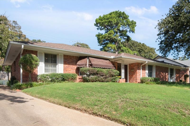 7313 Madeira Drive, Fort Worth TX 76112 - Photo 3