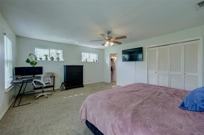 901 Elizabeth Boulevard, Granbury TX 76048 - Photo 22