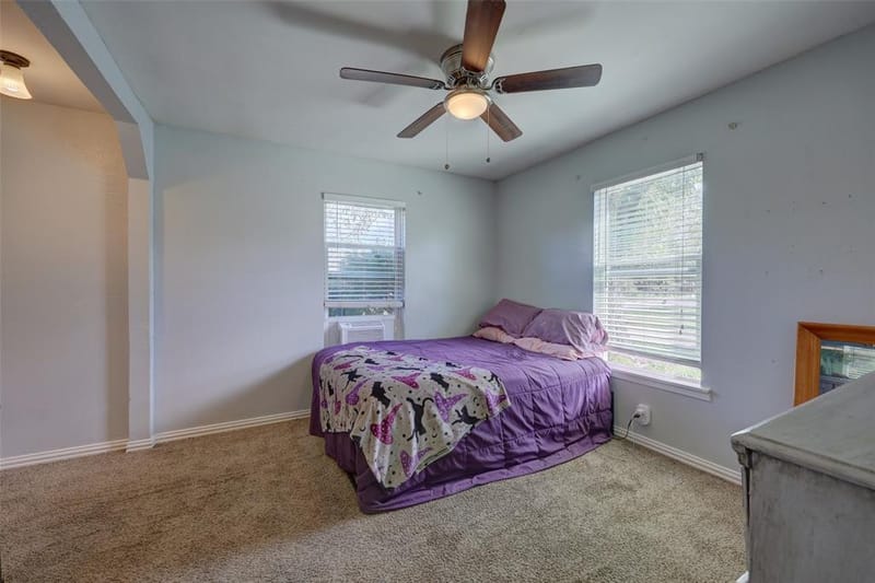 901 Elizabeth Boulevard, Granbury TX 76048 - Photo 28
