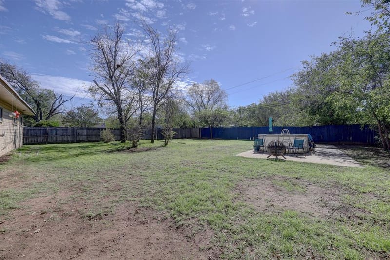 901 Elizabeth Boulevard, Granbury TX 76048 - Photo 37