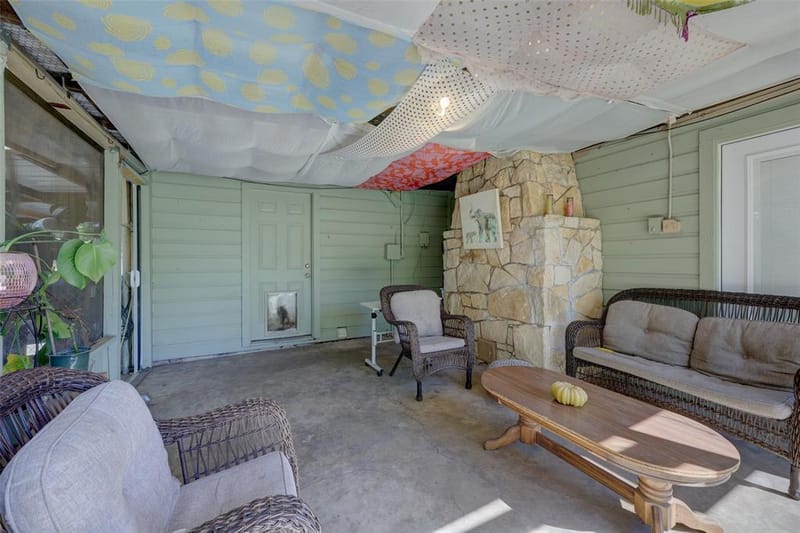 901 Elizabeth Boulevard, Granbury TX 76048 - Photo 35