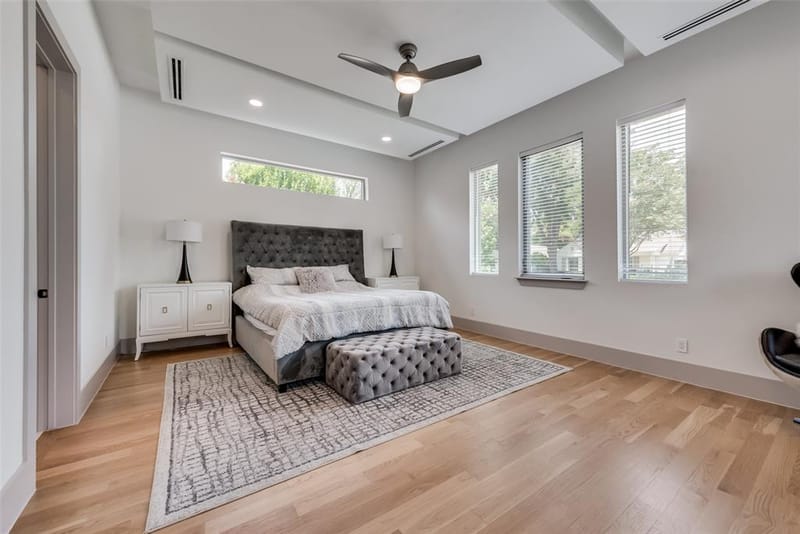 4528 W Amherst Avenue, Dallas TX 75209 - Photo 17