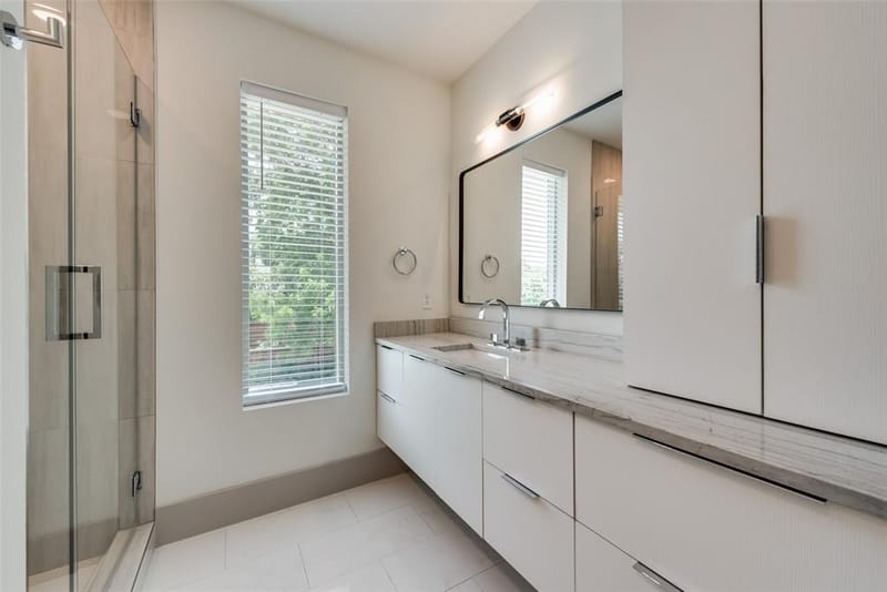 4528 W Amherst Avenue, Dallas TX 75209 - Photo 28
