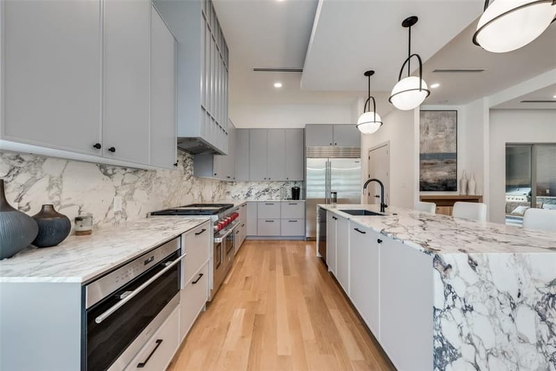 4528 W Amherst Avenue, Dallas TX 75209 - Photo 5