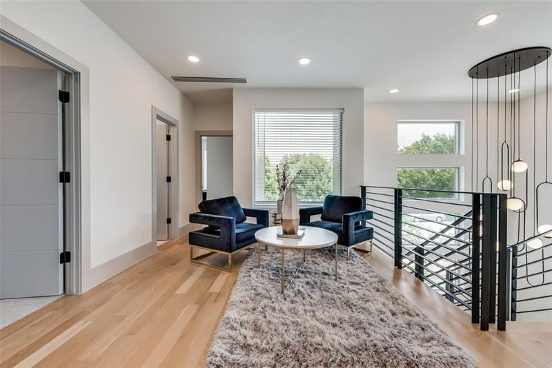 4528 W Amherst Avenue, Dallas TX 75209 - Photo 9