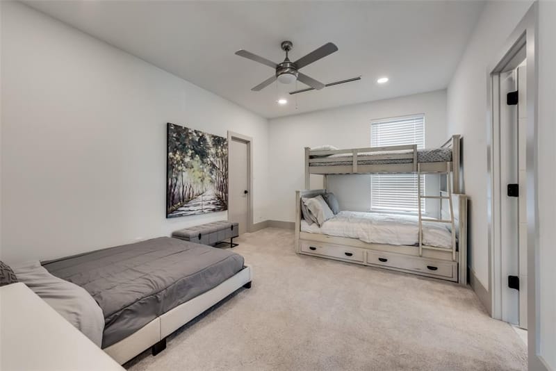 4528 W Amherst Avenue, Dallas TX 75209 - Photo 24
