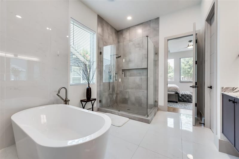 4528 W Amherst Avenue, Dallas TX 75209 - Photo 19