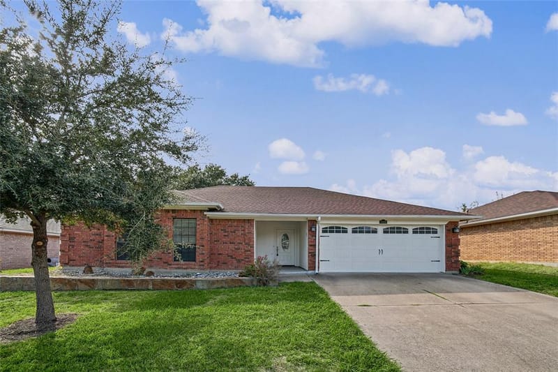 7929 Sunrise Drive, Watauga TX 76148