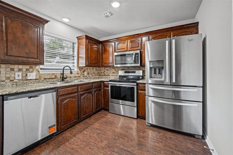 7929 Sunrise Drive, Watauga TX 76148 - Photo 5