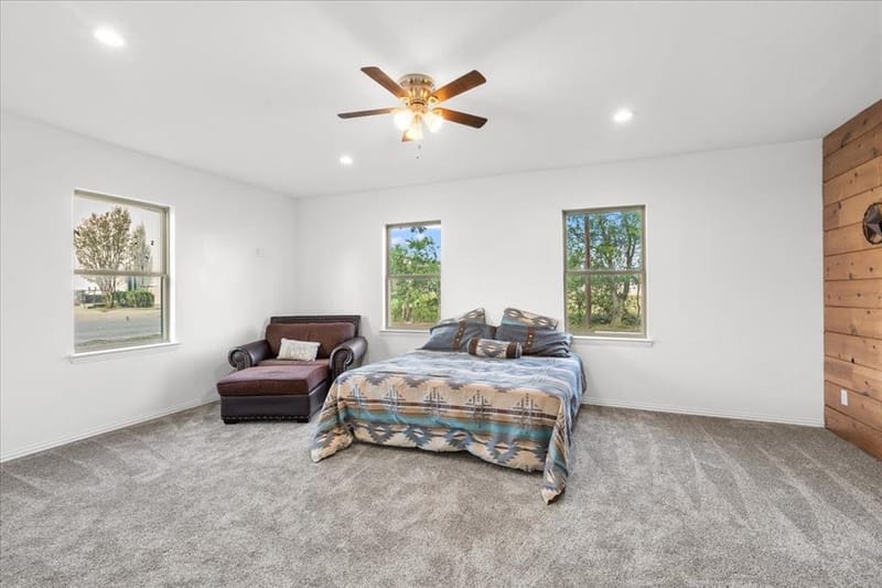 300 E 3rd Street, Blooming Grove TX 76626 - Photo 28