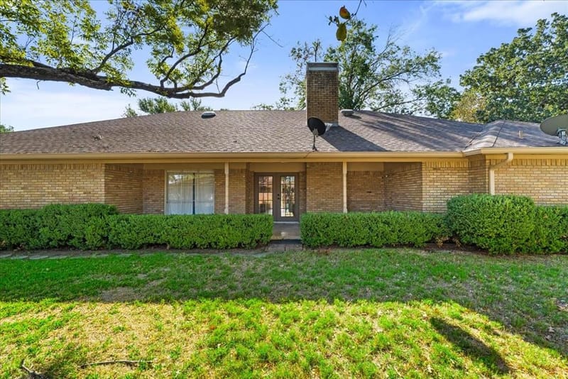1300 Lexington Drive, Corsicana TX 75110 - Photo 36