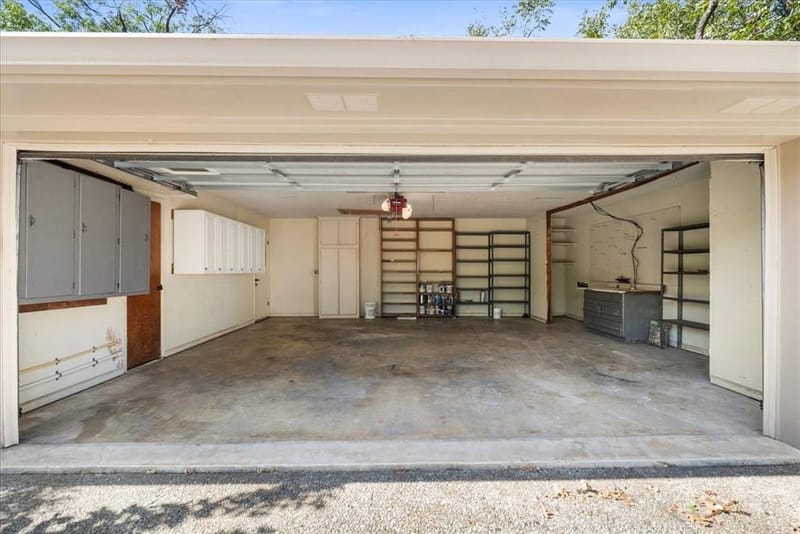 1300 Lexington Drive, Corsicana TX 75110 - Photo 34