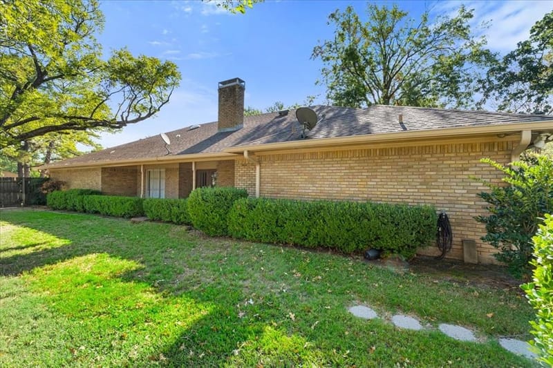 1300 Lexington Drive, Corsicana TX 75110 - Photo 38