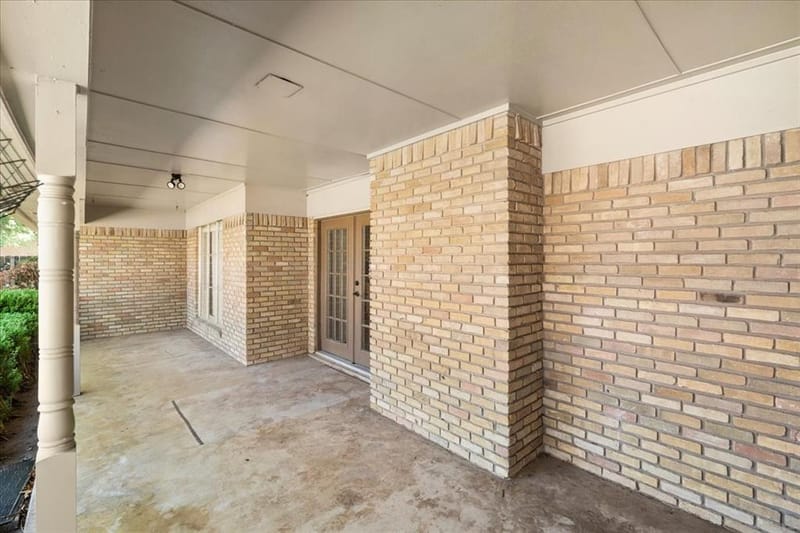 1300 Lexington Drive, Corsicana TX 75110 - Photo 35