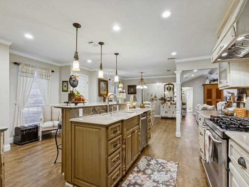 2712 Mollimar Drive, Plano TX 75075 - Photo 10