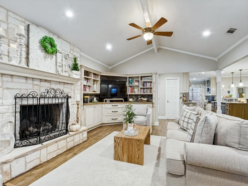 2712 Mollimar Drive, Plano TX 75075 - Photo 4