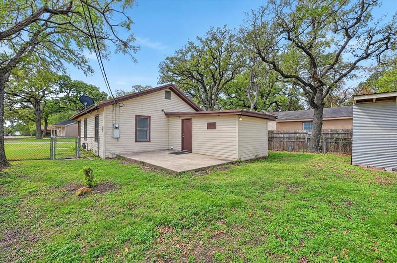 6029 Rich Street, Fort Worth TX 76112 - Photo 23