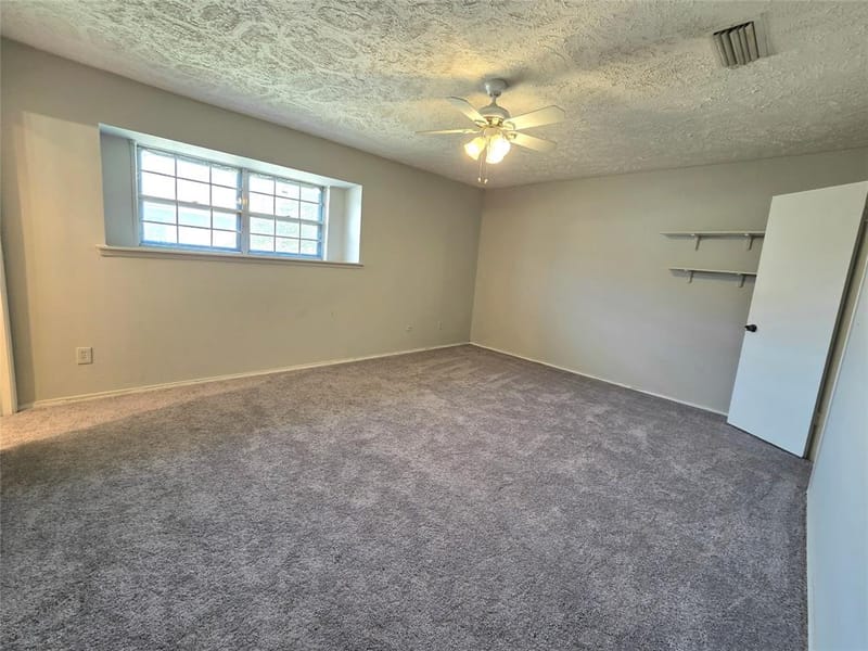 99 W Mountain Creek Drive, Grand Prairie TX 75052 - Photo 23