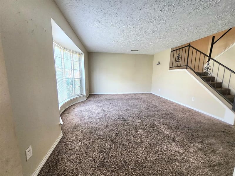 99 W Mountain Creek Drive, Grand Prairie TX 75052 - Photo 6