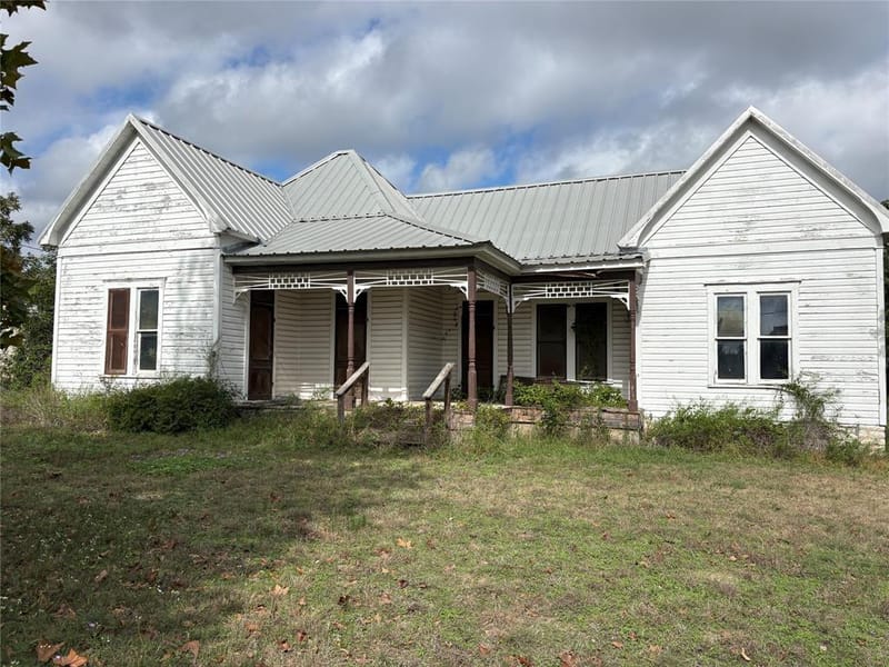 104 A E North Street, Hico TX 76457 - Photo 4