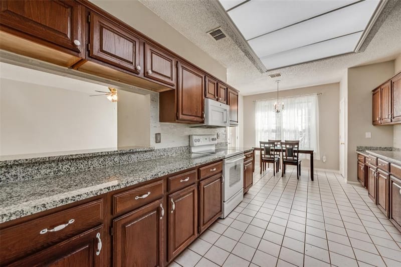 7400 Bear Lake Drive, Fort Worth TX 76137 - Photo 18