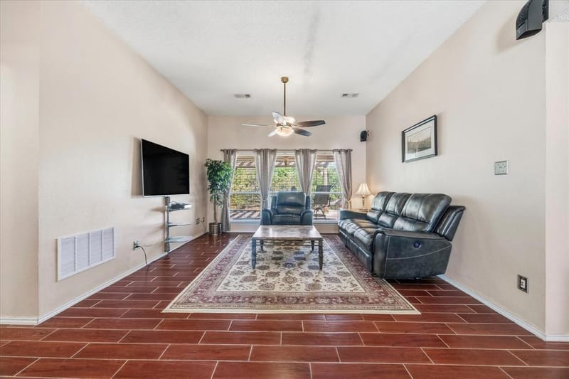 6412 Bluebonnet Drive, Rowlett TX 75089 - Photo 6