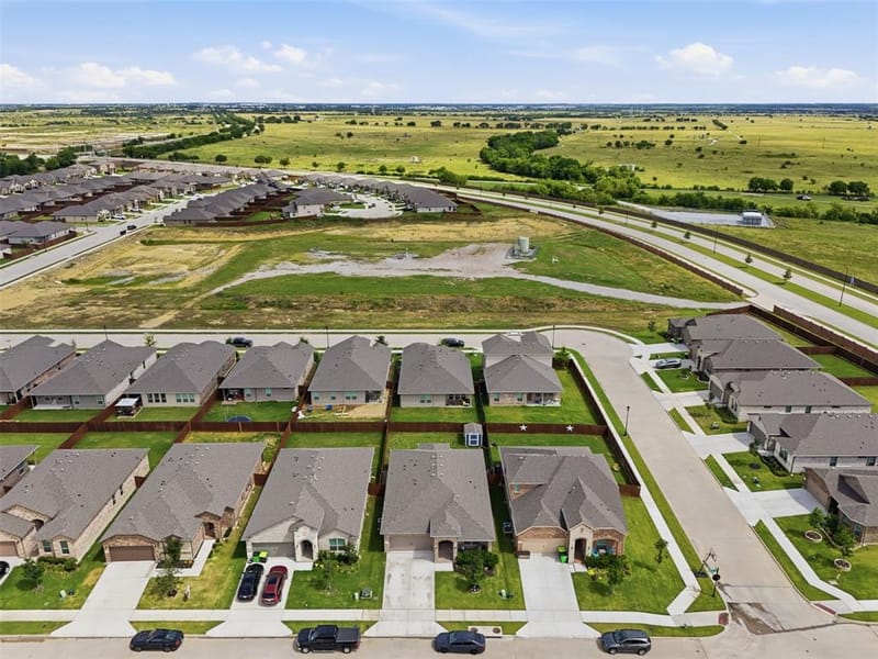 2220 Dyre Drive, Haslet TX 76052 - Photo 36