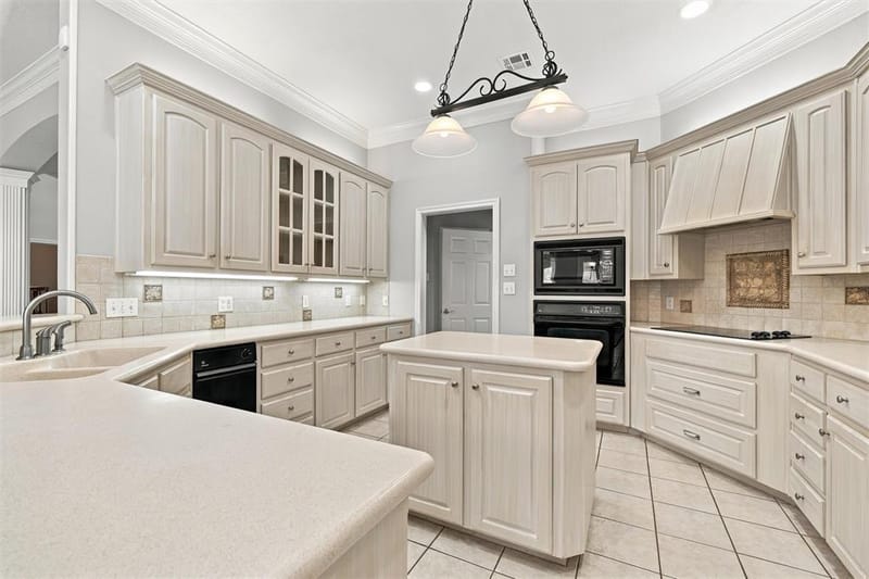 7918 Old Mcgregor Road, Woodway TX 76712 - Photo 15