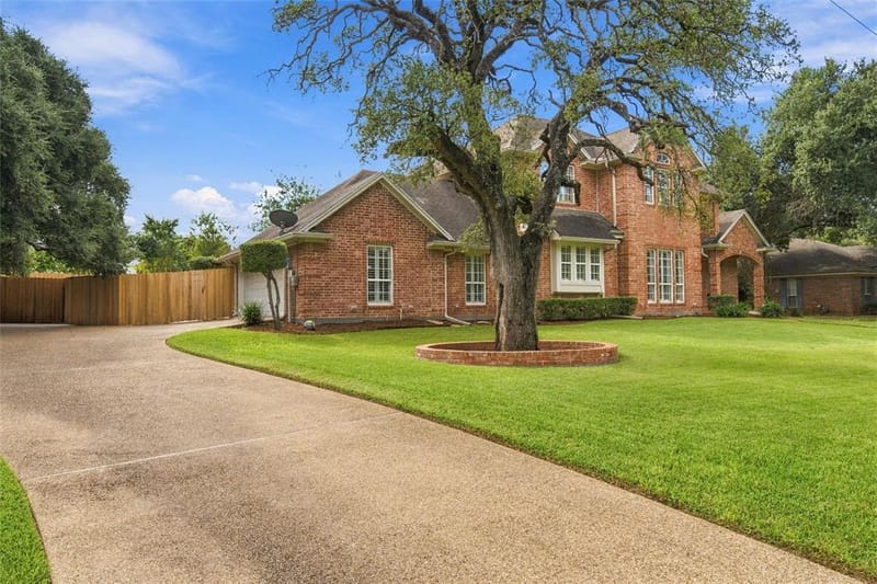 7918 Old Mcgregor Road, Woodway TX 76712 - Photo 4