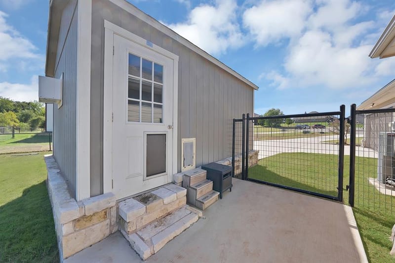 1039 Northern Oaks Court, Springtown TX 76082 - Photo 38