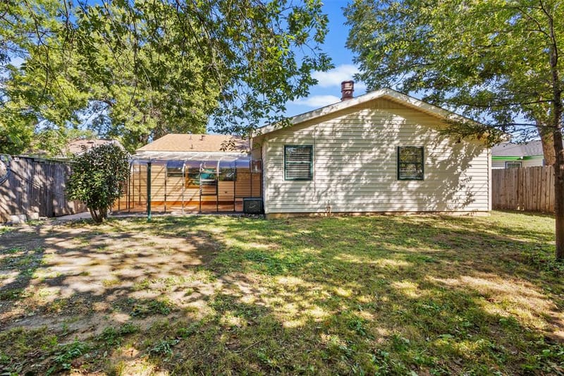 1826 Cunningham Street, Irving TX 75062 - Photo 21
